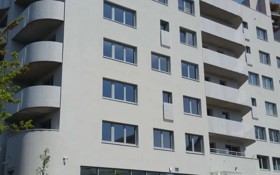 Realizacja Renoplast system Basic k20 balkon łukowy