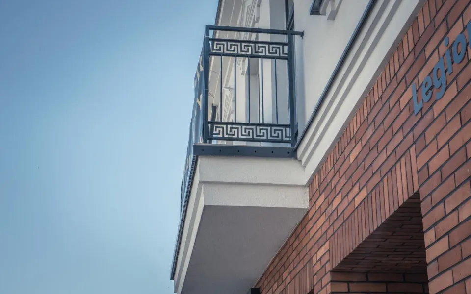 Realizacja system Renoplast Basic W30 na balkonach